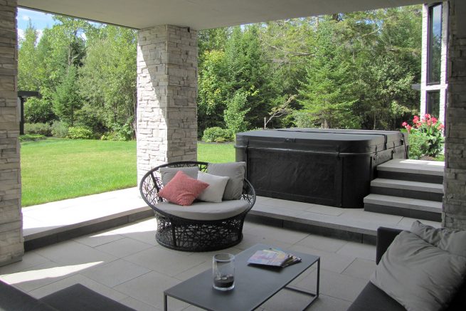 Paysagiste aménagement Sherbrooke 2019 Chic spa coin détente ombre 2