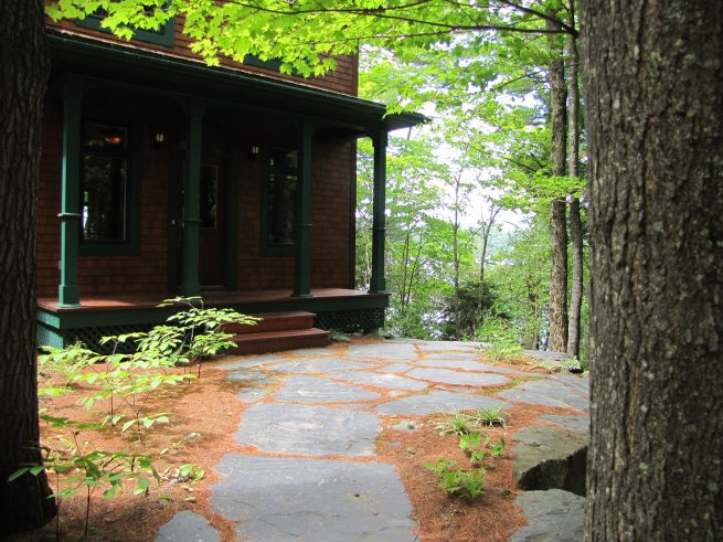 Paysagiste aménagement Sherbrooke Entrées invitantes boisé ardoise pin entrée